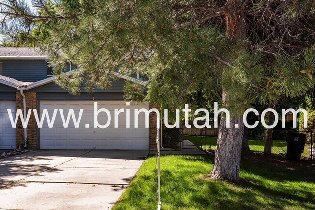 Foto del edificio - 3470 Chadbourne Dr