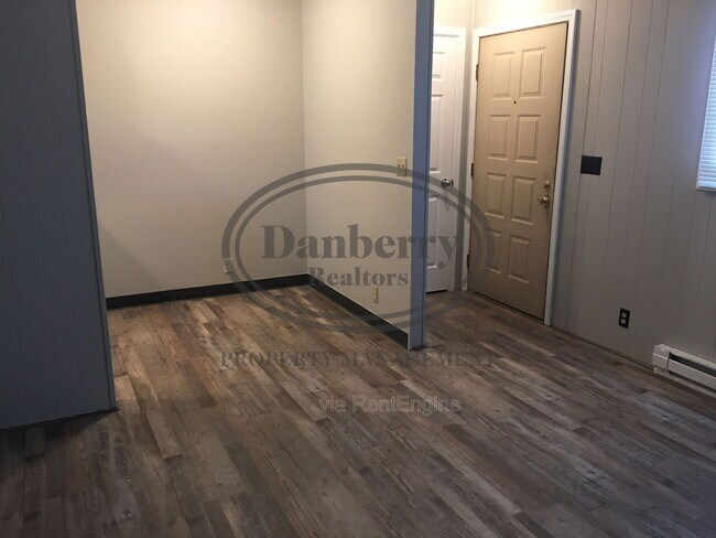 Foto del edificio - 725 N Cory St