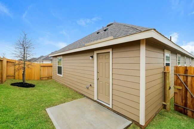 Building Photo - 2221 Onyx Ln