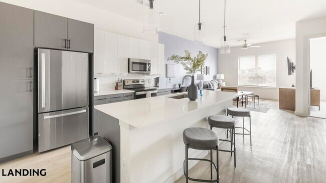 Foto del edificio - 1345 E 15th St