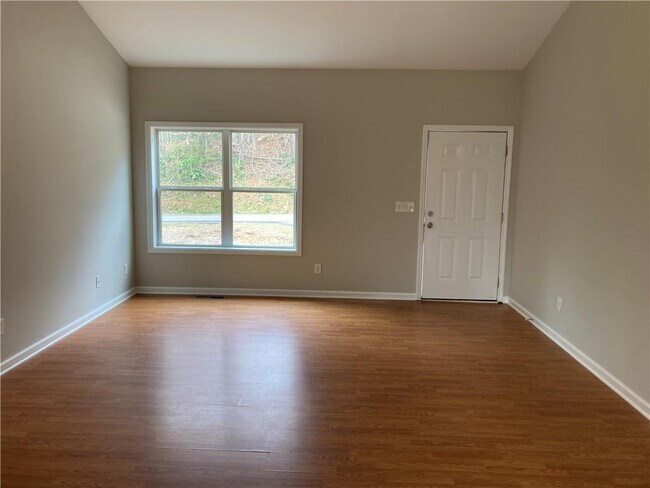 Foto del edificio - 273 Housley Dr