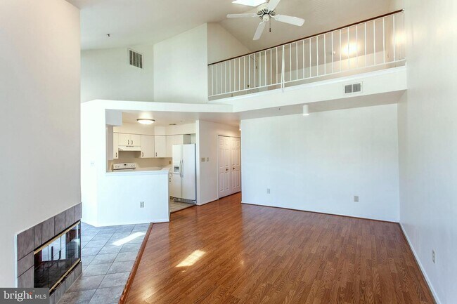 Foto del edificio - 7641 Stony Creek Ln