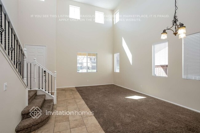 Building Photo - 52 Ivory Ave