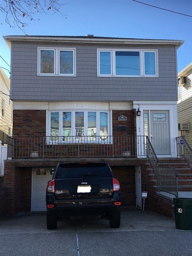 14 Centre Ln, Bayonne, NJ 07002 Condo for Rent in Bayonne, NJ