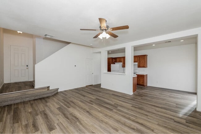 Foto del edificio - 6734 Bravura Ct