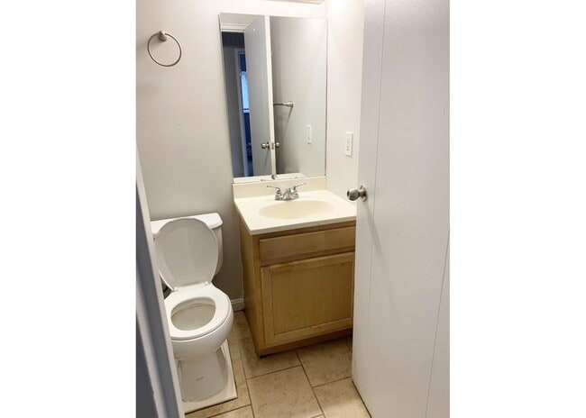 Foto del edificio - 550 Lowell Ave