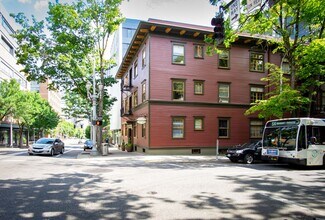Building Photo - 1834 SW 5th Ave