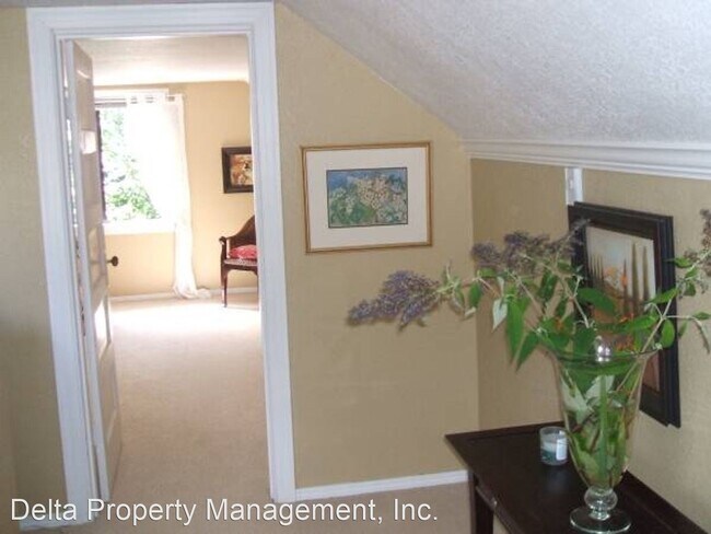 Building Photo - 2 br, 1 bath House - 7207 67th Ave NE