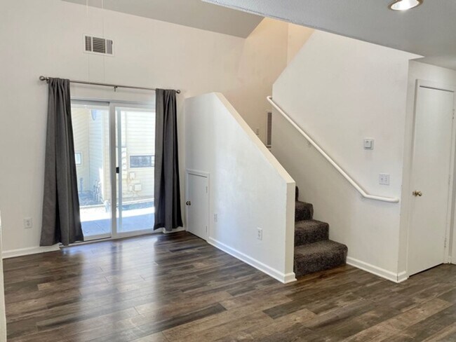 Building Photo - Stafford Townhouses