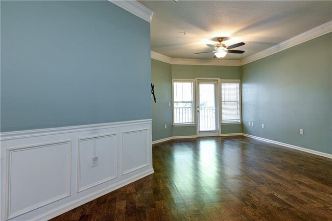 Building Photo - 1850 Cotillion Dr