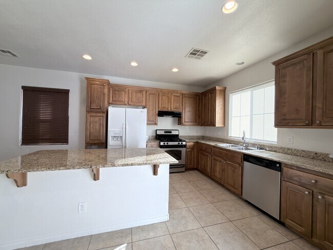 Foto del edificio - 4742 Cortina Rancho St