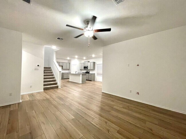 Foto del edificio - 433 Sebring Cir