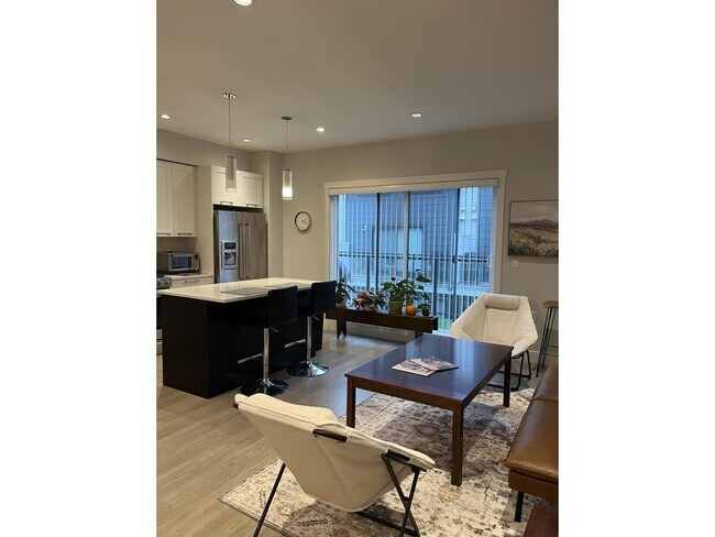 Building Photo - 2280-2163 163 St