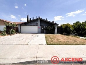 Building Photo - 2617 Piper Ct