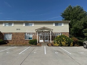 Building Photo - 3610 Kelly Cir