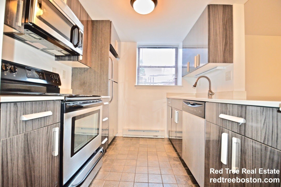 Photo - 457 Centre St. Unit A