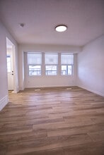 Building Photo - 12714-12772 72 St NW