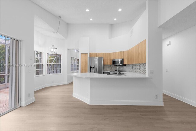 Building Photo - 1525 Seabay Rd