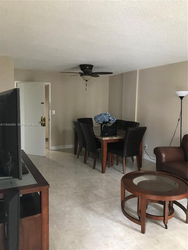 Foto del edificio - 210 172nd St