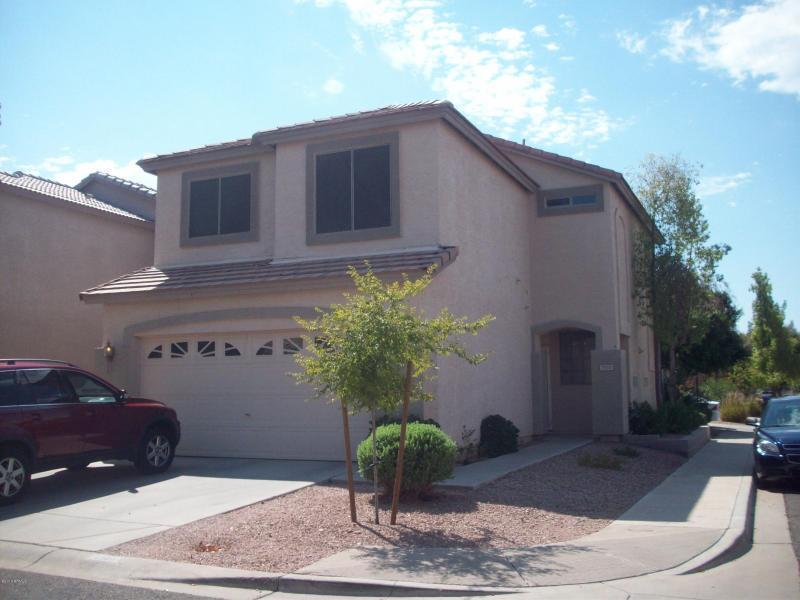 Primary Photo - 3-bedroom, 2.5 bath in northeast Mesa