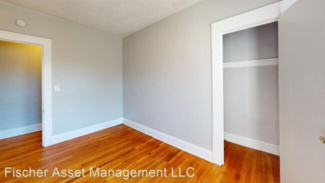Foto del edificio - 3 br, 1 bath Apartment - 1486-1488 West 11...
