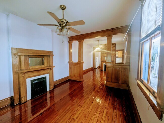 Foto del edificio - 4307 S Carrollton Ave