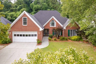 Building Photo - 630 Georgian Hills Dr