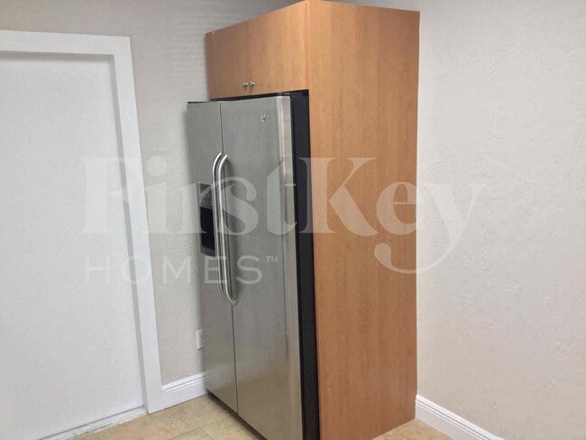 Foto del edificio - 16410 NW 20th Ave