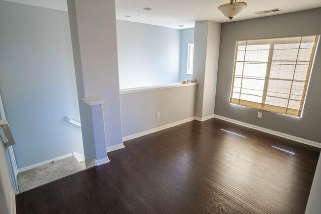 Building Photo - Charming 2-Bedroom Townhome with Community Amenities in Saugus!