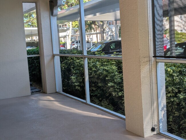 Foto del edificio - 4202 Central Sarasota Pky