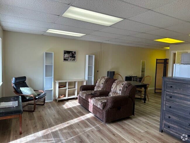 Building Photo - 90 Shenandoah Trl
