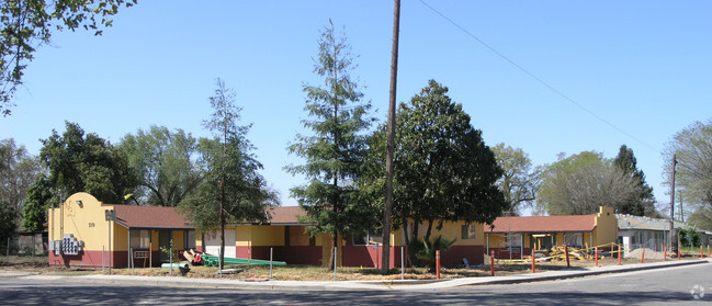 Foto del edificio - West Sacramento Apartments