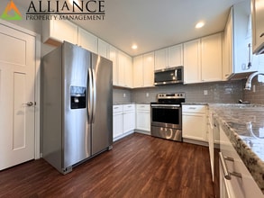 Building Photo - 112 Quail Ct