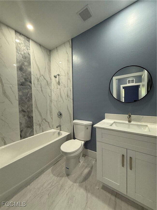 Foto del edificio - 2103 French St