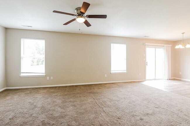 Foto del edificio - 4261 Village Bend Dr