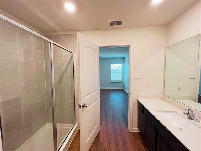 Foto del edificio - 3007 McCoy Rd