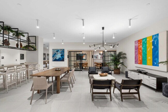 Foto del edificio - 225 N Miami Ave