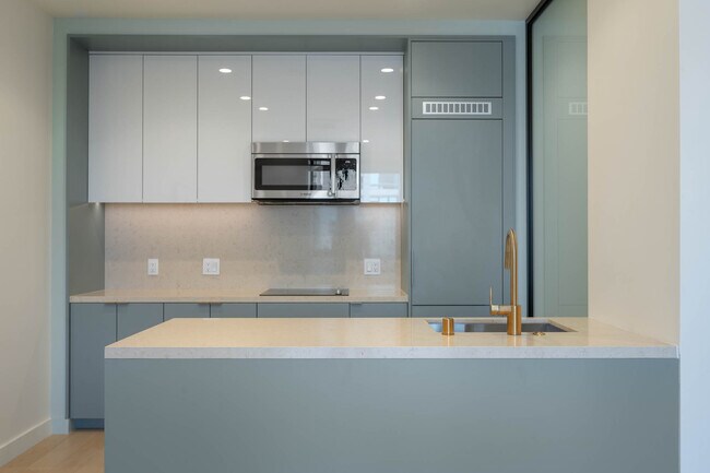 Foto del edificio - 6401 Wilshire Blvd