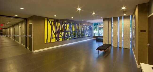 Foto del edificio - 2100 Park Ave