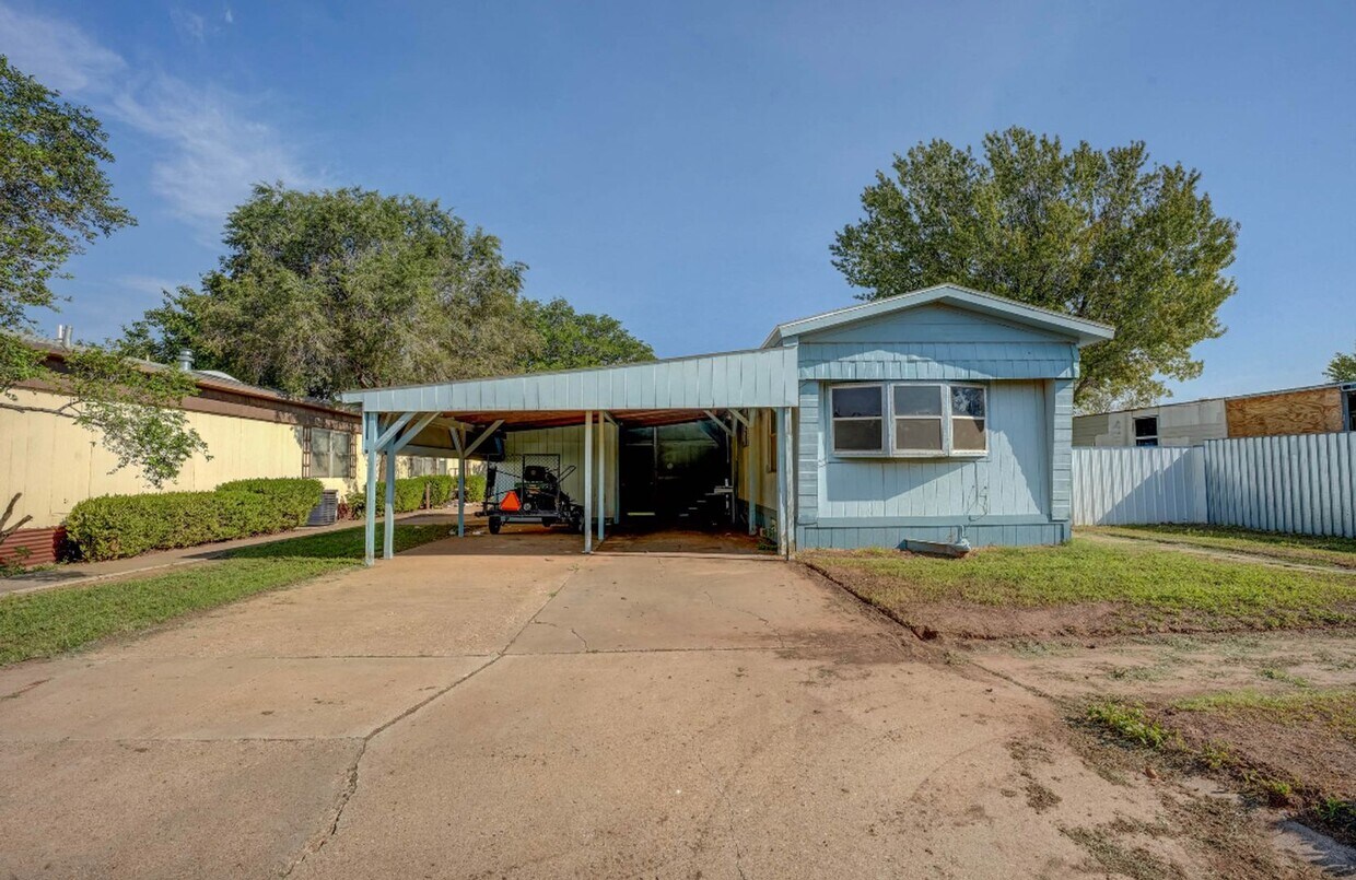 Foto principal - 2 bed 2 bath trailer now available