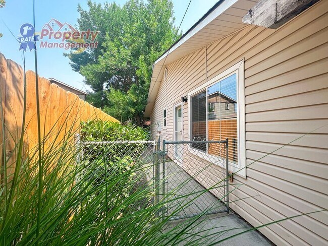 Foto del edificio - 3484 N 36th St