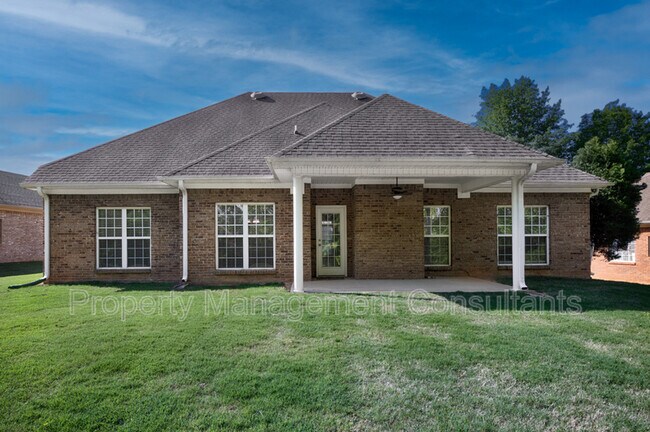 Building Photo - 108 Blackwood Dr NW
