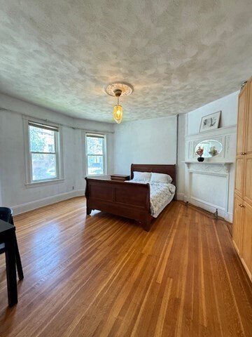 Foto del edificio - 58 Aspinwall Ave