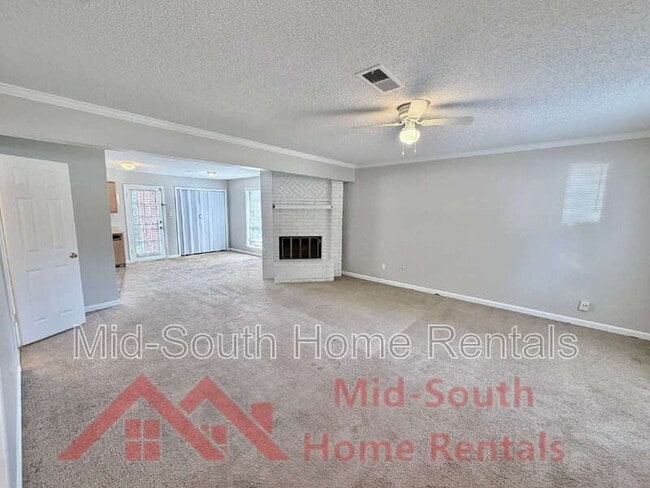 Foto del edificio - 6007 Hickory Cove