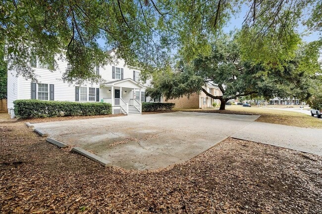 Building Photo - 6 Commercial Row