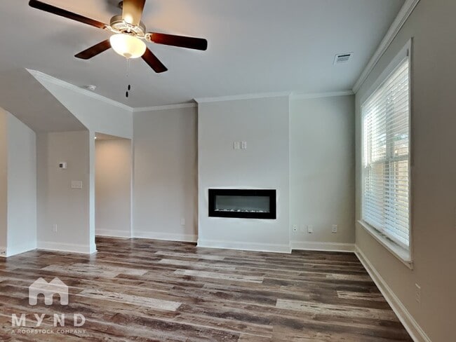 Building Photo - 597 Fundao Ln
