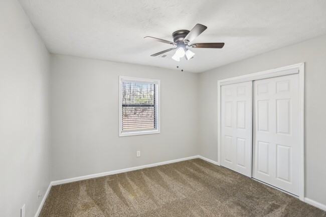 Building Photo - Alcovy Terrace
