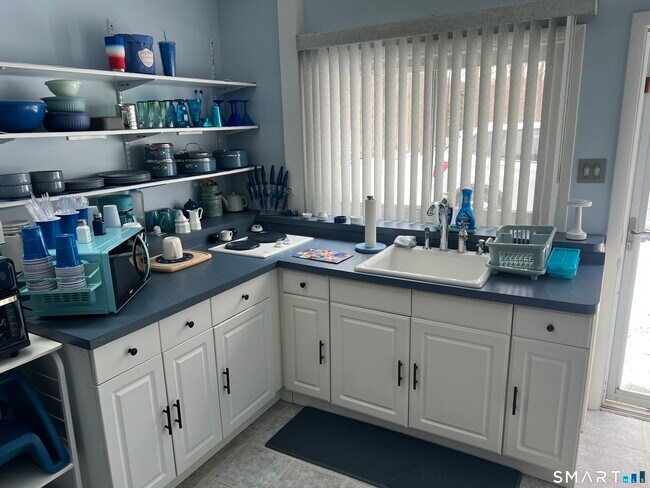 Foto del edificio - 43 Juggernaut Rd