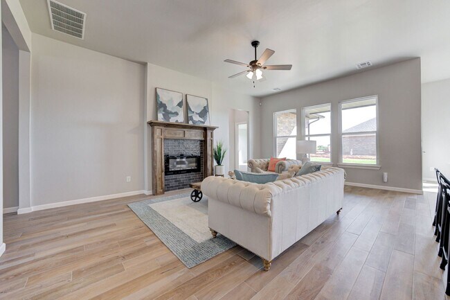 Foto del edificio - 544 Hackberry Lane    New Home in Washingt...