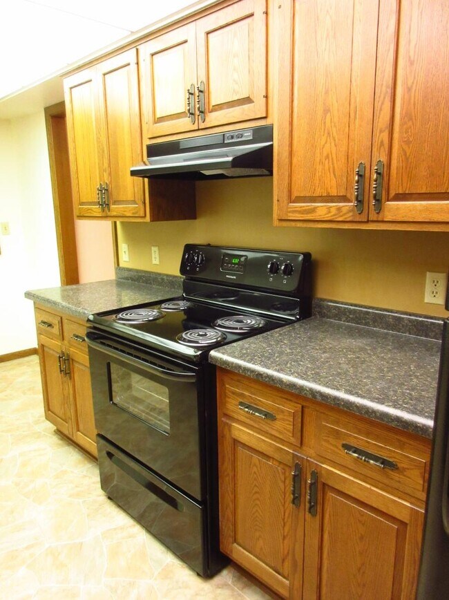 Foto del edificio - 5103 Woodland Rd
